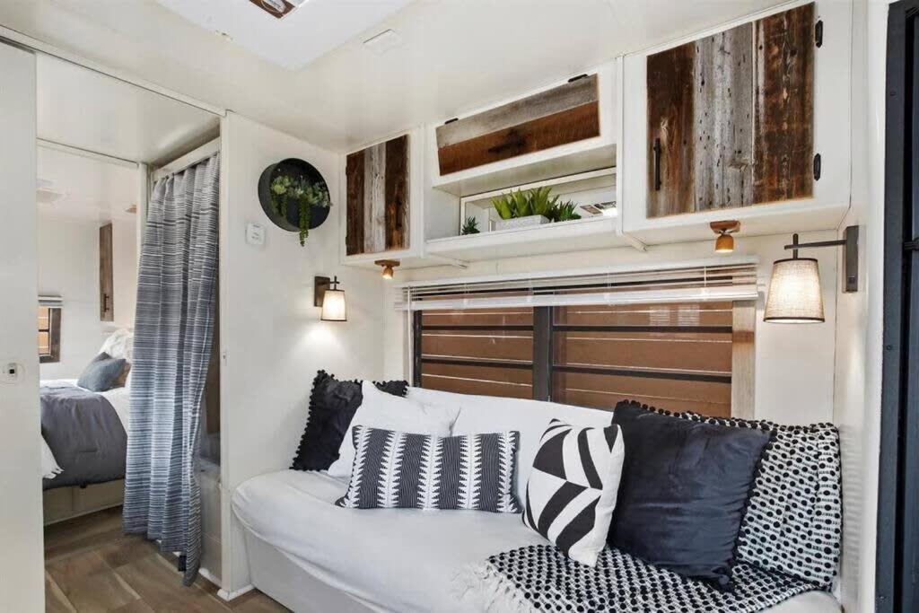 #Stayinmydistrict Twin Falls Backyard Glamper ภายนอก รูปภาพ